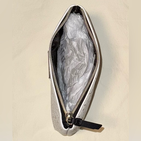 Victoria’s Secret Makeup Bag - Picture 3 of 3